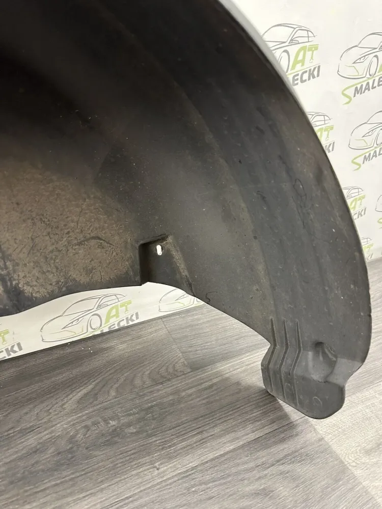 1K6 810 972 Doublure de passage de roue, aile intérieure arrière droite, modèle Skoda Fabia 5J