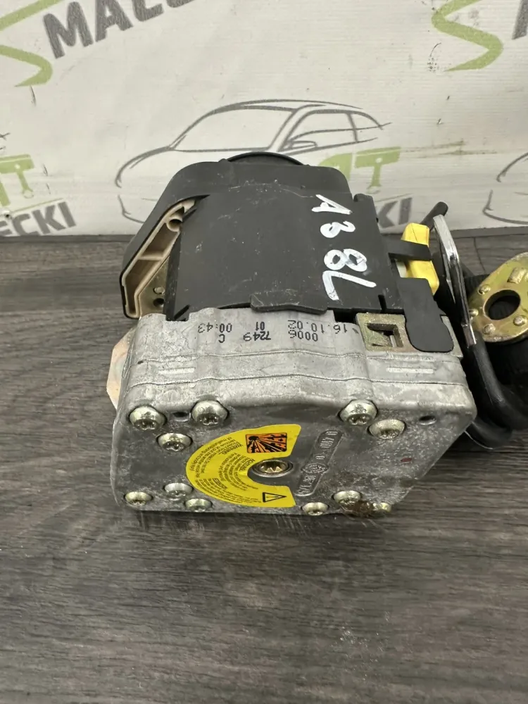 8L3857805 Ceinture de sécurité arrière gauche Audi A3 8L