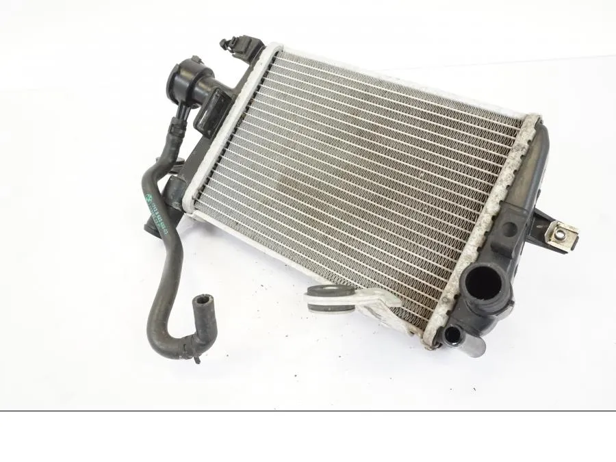 Refroidisseur d'eau BMW