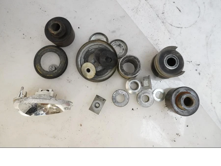 Vis / Écrou etc BMW