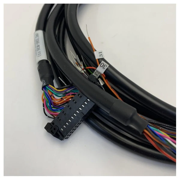 Câble de données et d'alimentation JRC Satcom C pour AIS JHS-183