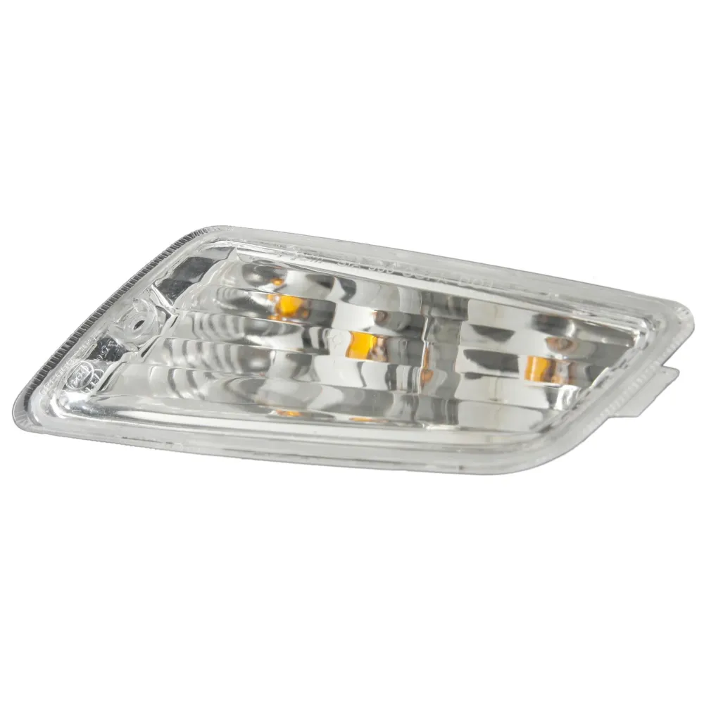Clignotant avant droit avec ampoule Piaggio Vespa GTL / GTS / GTV 125-200-300