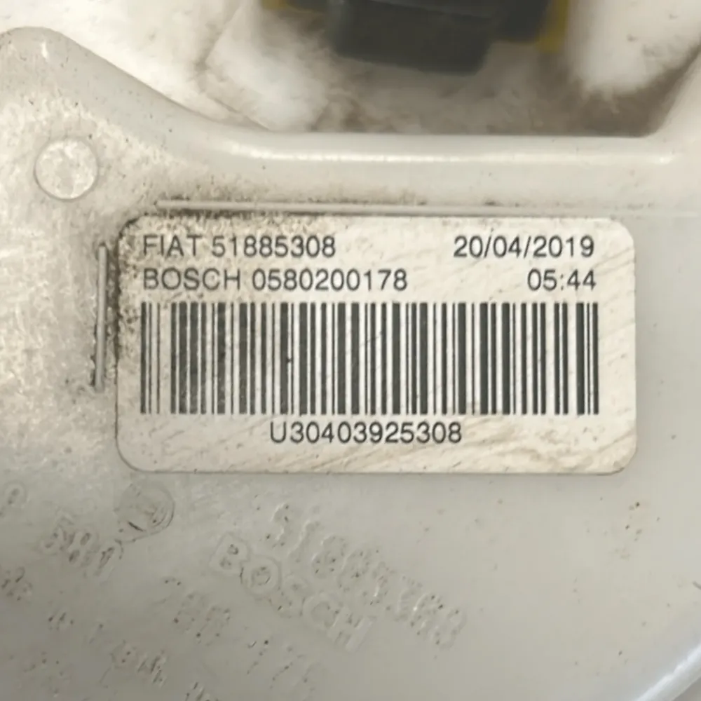 Fiat 500L Pompe à carburant / morue à flotteur.