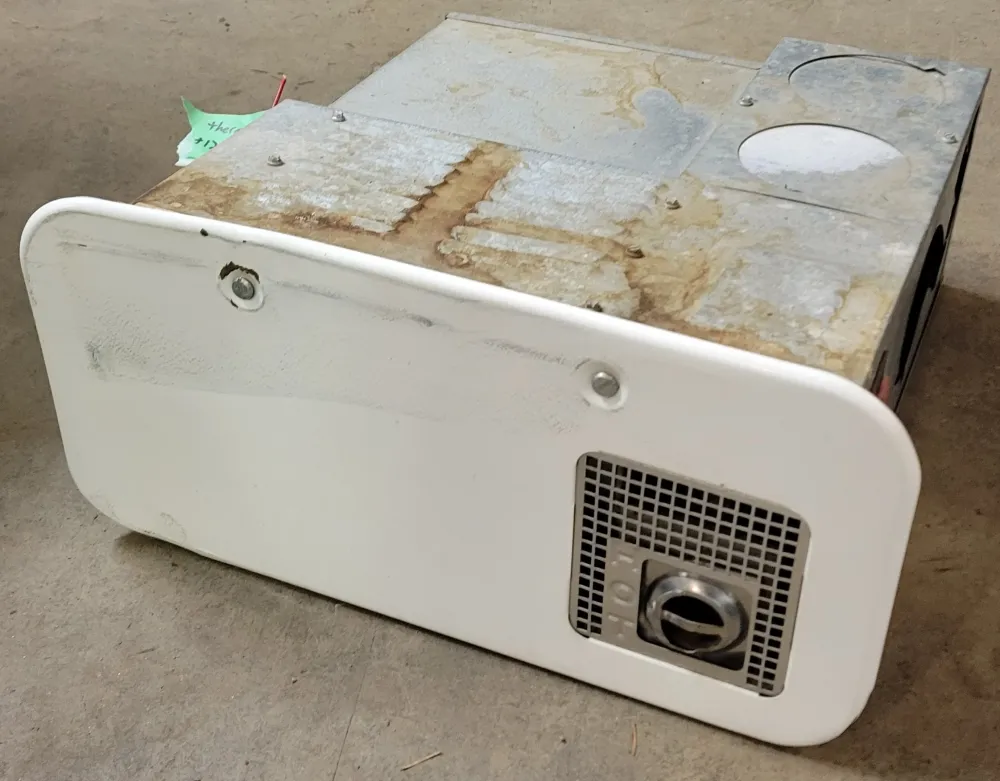 Fournaise au propane Hydroflame RV 8531-II – 31 000 BTU