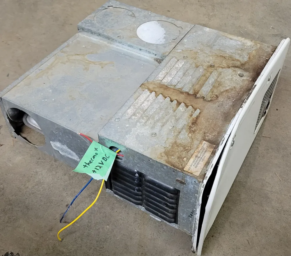 Fournaise au propane Hydroflame RV 8531-II – 31 000 BTU