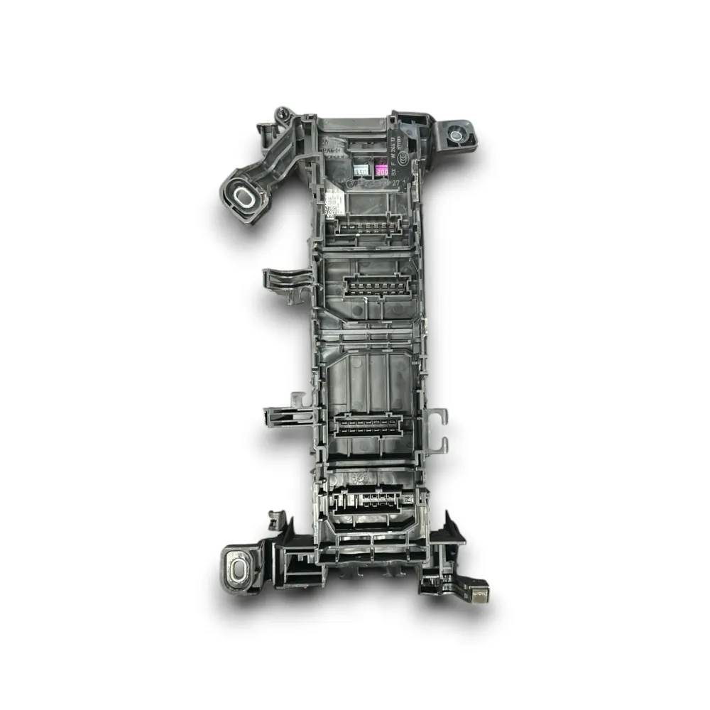Mercedes Banc GLA Boîtes à fusibles / boîte centrale (x156) COD.A2465402714 2.0 Diesel (2013> 2019)