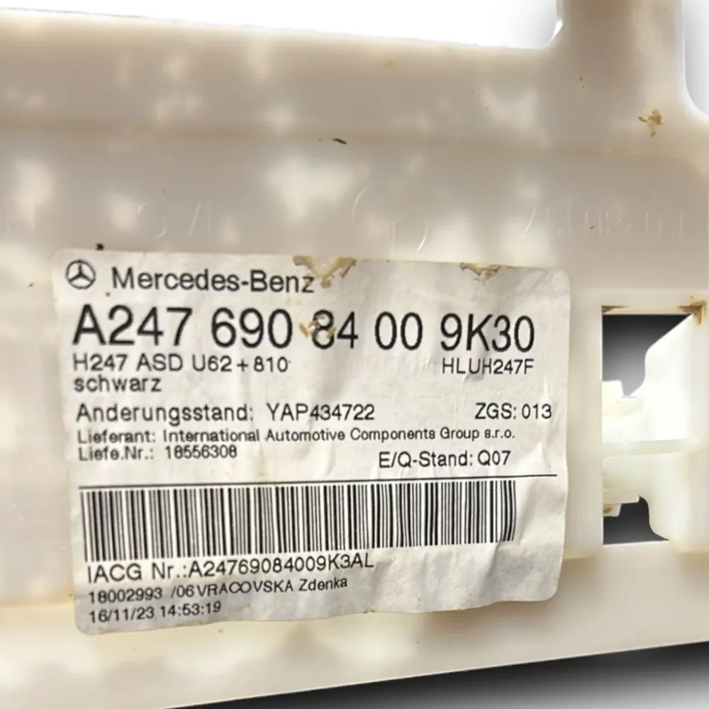Mercedes Bench GLA H247 COD: A2476908400 (2020>) Bommerdes Sky