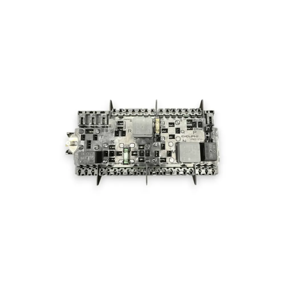 Mercedes Fuse Boxes - Benz GLA X156 2.0 Diesel (2013 à 2019) COD: A2469067100