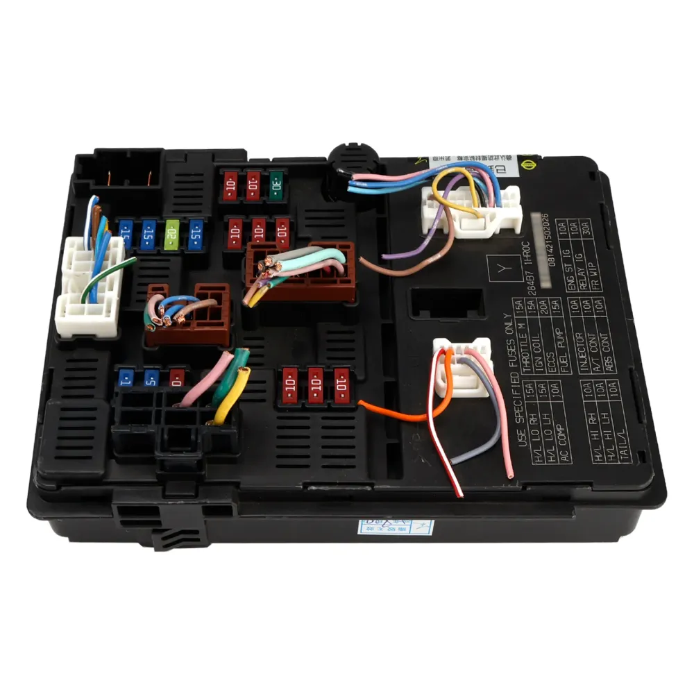 Module de commande de puissance de boîte à fusibles de moteur 284B7-1HR0C pour Nissan Versa 1.6L 13-19