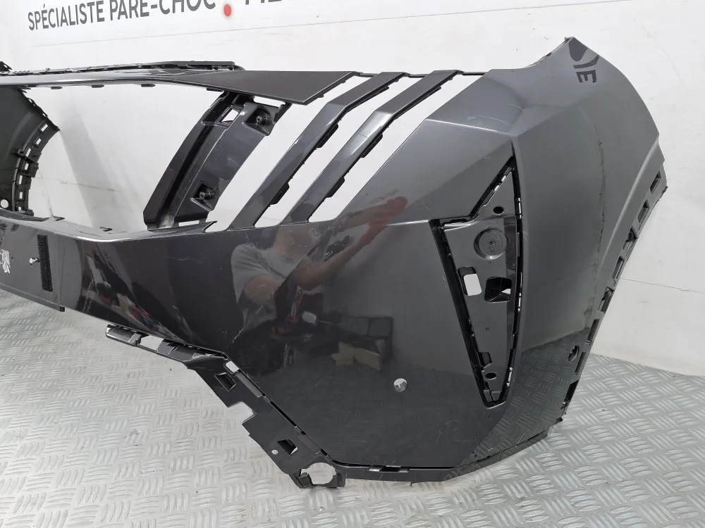 Pare-choc avant Peugeot 3008 / 5008 III (à partir de 2023) – Occasion d'origine avec radars et Park Assist