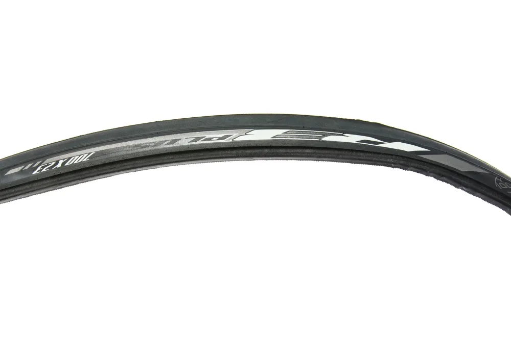 Pneu bontrager r3