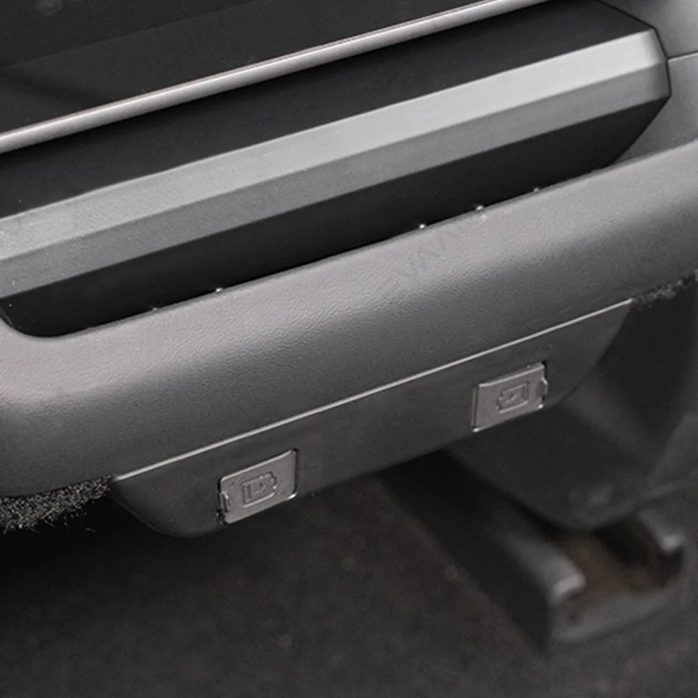 Protection de port USB arrière EVAAM® pour Model 3 Highlander