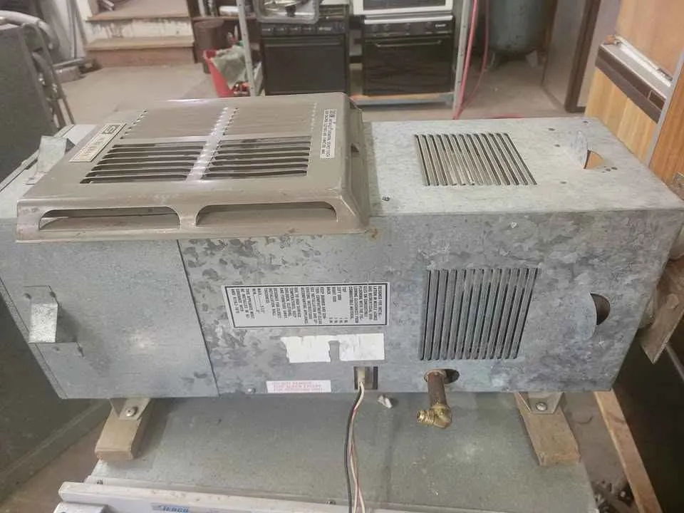 Fournaise au propane Suburban NT-12 pour VR, 12 000 BTU