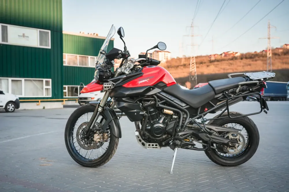 Supports de Valises Latérales - Triumph Tiger 800