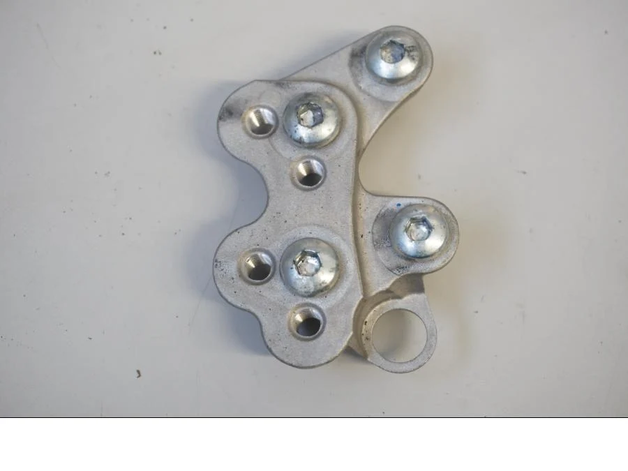 Support de pied intérieur Suzuki