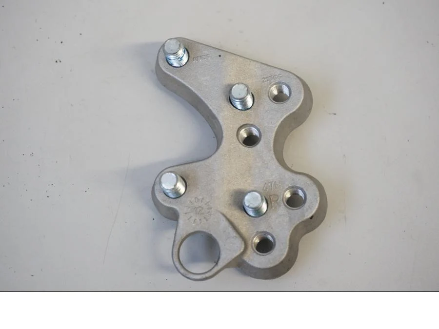 Support de pied intérieur Suzuki