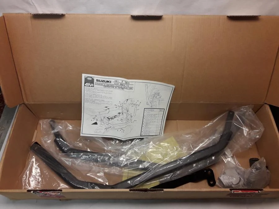 Support de topbox Suzuki