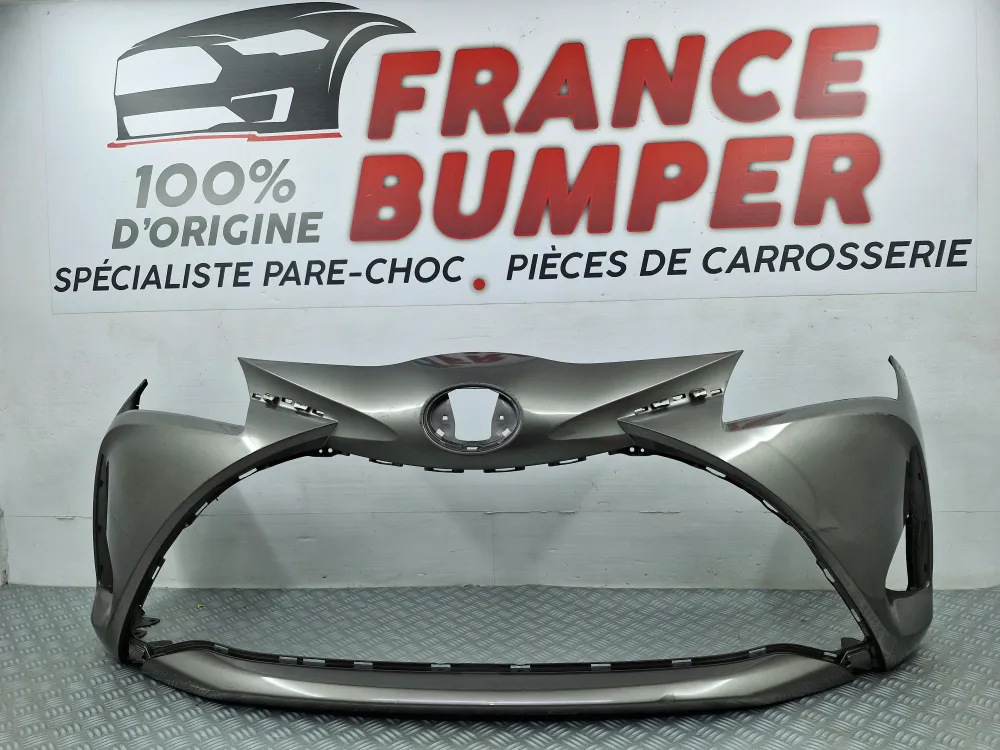 Pare-choc avant Toyota Yaris III Phase 3 (À partir de 04/2017) – Occasion d’origine