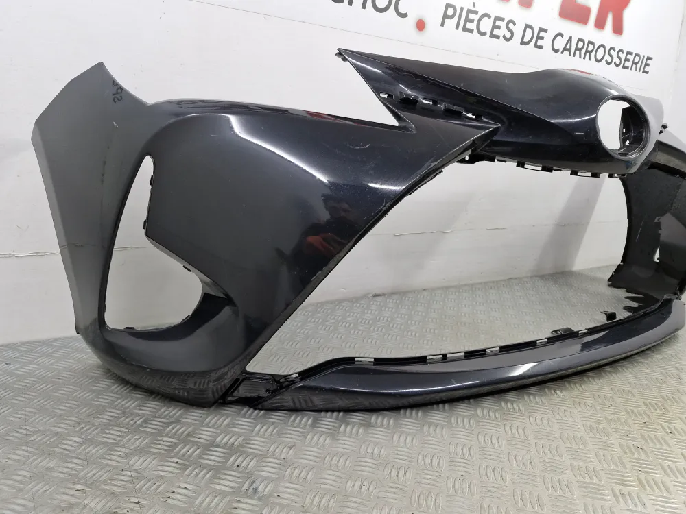 Pare-choc avant Toyota Yaris 3 Phase 3 (À partir du 04/2017) - Occasion d'origine ***