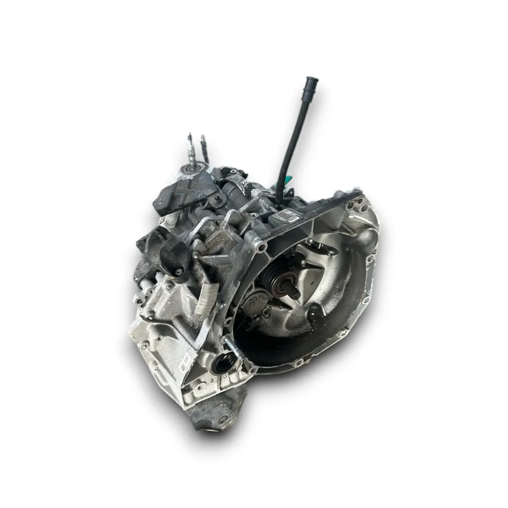 6 - Transmission manuelle de vitesse DACIA Sandro III COD. 320107520R 1.0 PESTOL (2020>) COD.304015768R COD. 321018352r