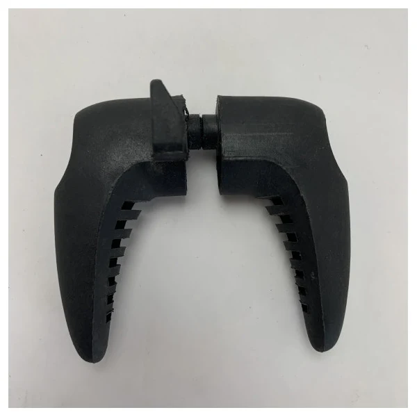 Trappe d'accès Uttern C66 | Kit de poignée de porte noir Ertec Marine