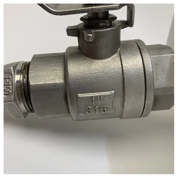 Vanne à bille marine en acier inoxydable de 1 pouce avec plaque de montage Tru-Hull blanche