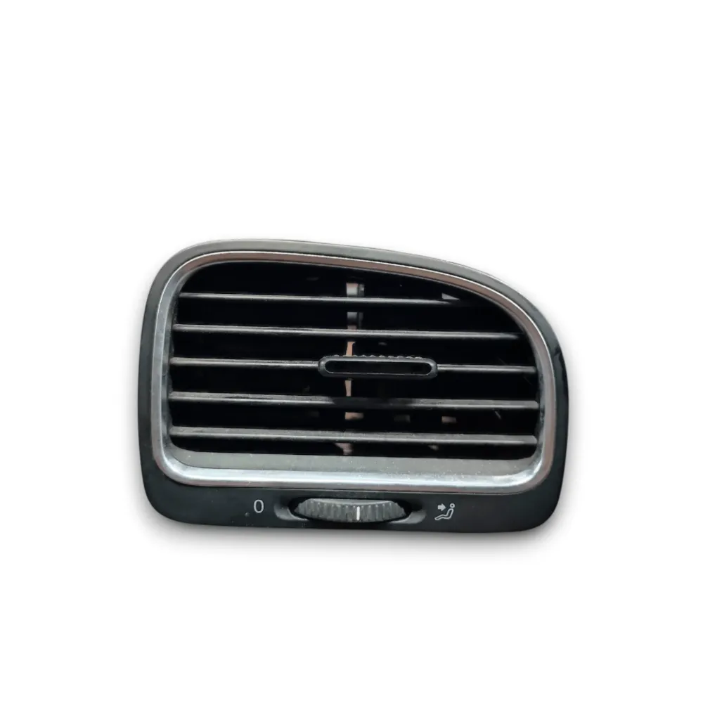 Volkswagen Golf Destro Boat Bocchetta Golf VI COD: 5K0819710 (2008-2012)