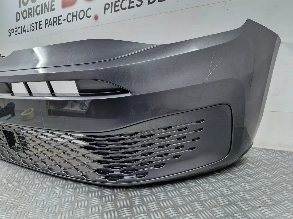 Pare-choc avant Volkswagen Caddy 5 (à partir de 01/2021) – Occasion d'origine sans emplacements radars