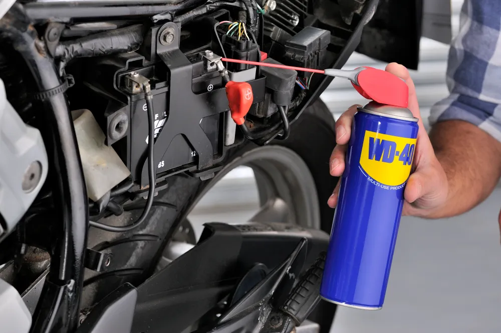 WD-40 érosol Spray Double Position - Lubrifiant, Dégrippant et Protecteur Polyvalent