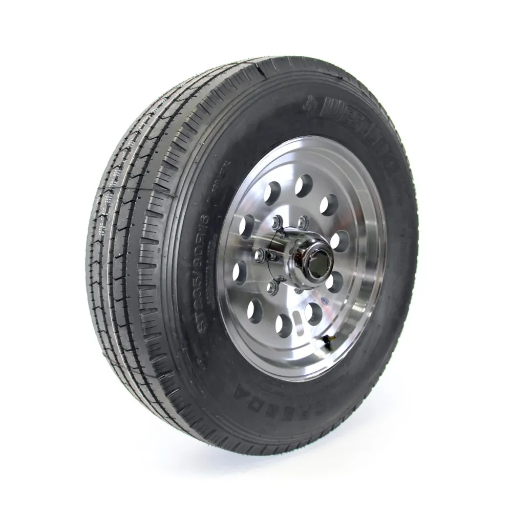 Pneu radial 235/85R16 14 plis LRG 4400 lbs Westlake et jante 16" 6 trous modulaire aluminium
