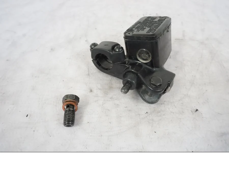 Cylindre de maître de frein Yamaha