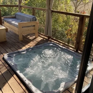 Professionnel Trésors de Campagne -Lodge sur pilotis Miel et Coton avec jacuzzi privatif