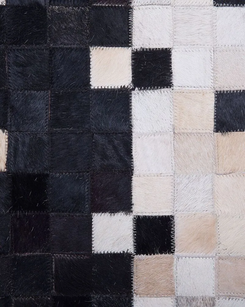 Cowhide Area Rug 140 x 200 cm Black and Écru ERFELEK