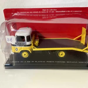 Camion Saviem SG 4 MB 59 plateau porte-voiture RENAULT service (camion jaune et blanc) avec joints neufs