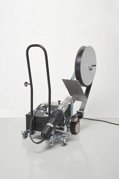 Machine à souder automatique Forsthoff Forsthoff-DB pour le soudage de sangles de 50 mm 230 V 1086DB obtenir à bas prix