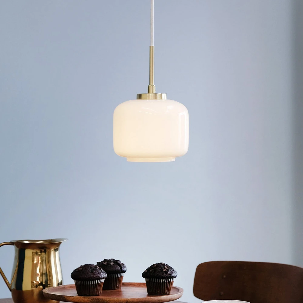 Dyberg Larsen Suspension Arp, laiton, verre, Ø 15 cm avec rivets de maillon