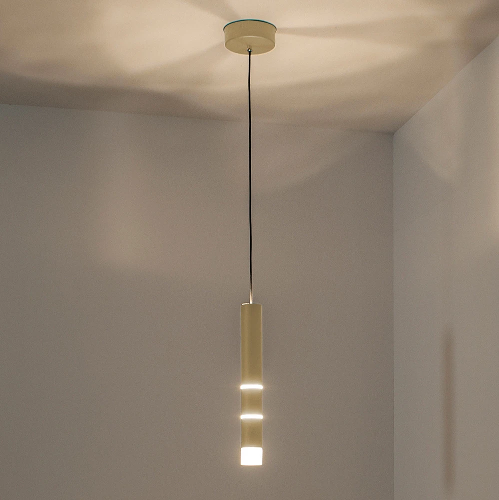 NATUREL Vega suspension LED, un cylindre, laiton