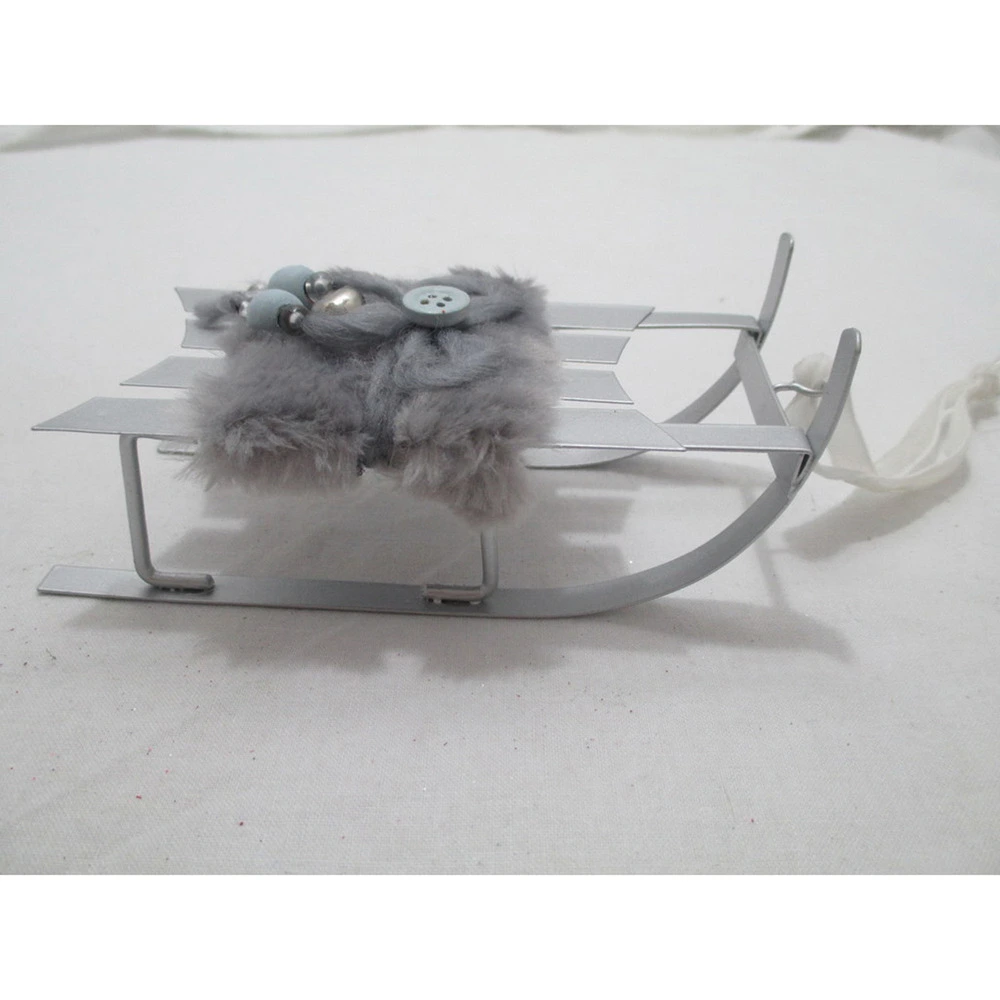 Suspension de noël luge imitiation fourrure - métal en acier inoxydable