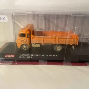 Garniture de protection Camion benne Berliet GLB orange Maçon Marcel - Collection Garage Actuel