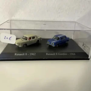 Renault 8 chamois? de 1962 + Renault 8 Gordini bleue de 1966 (Echelle HO)